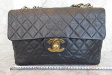 将图片加载到图库查看器，CHANEL/香奈儿 大号CF 单盖 链条包 羊皮 Black/Gold hadware(黑色/金色金属) 肩背包 700060192
