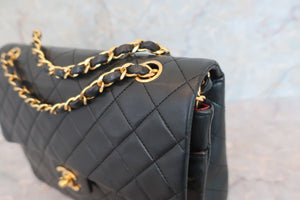 CHANEL Matelasse double flap double chain shoulder bag Lambskin Black/Gold hadware Shoulder bag 600070057