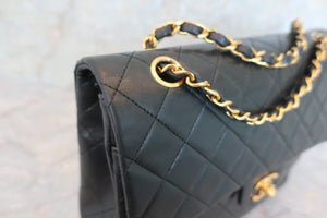 CHANEL Matelasse double flap double chain shoulder bag Lambskin Black/Gold hadware Shoulder bag 600070057