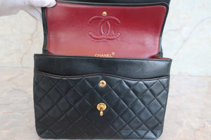 CHANEL Matelasse double flap double chain shoulder bag Lambskin Black/Gold hadware Shoulder bag 600070057