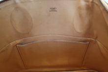 Load image into Gallery viewer, HERMES BOLIDE 35 Ardennes leather Natural 〇Z Engraving Shoulder bag 600080164
