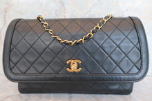 Load image into Gallery viewer, CHANEL Matelasse single flap chain shoulder bag Lambskin Black/Gold hadware Shoulder bag 600070015
