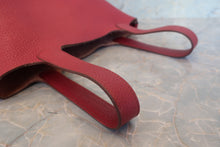 Load image into Gallery viewer, HERMES PICOTIN LOCK PM Clemence leather Ruby □R Engraving Hand bag 700120031
