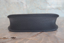 将图片加载到图库查看器，HERMES  EVELYNE TPM Clemence leather Ardoise W刻印 Shoulder bag 800070023
