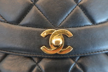 Load image into Gallery viewer, CHANEL Diana matelasse chain shoulder bag Lambskin Black/Gold hadware Shoulder bag 600050242
