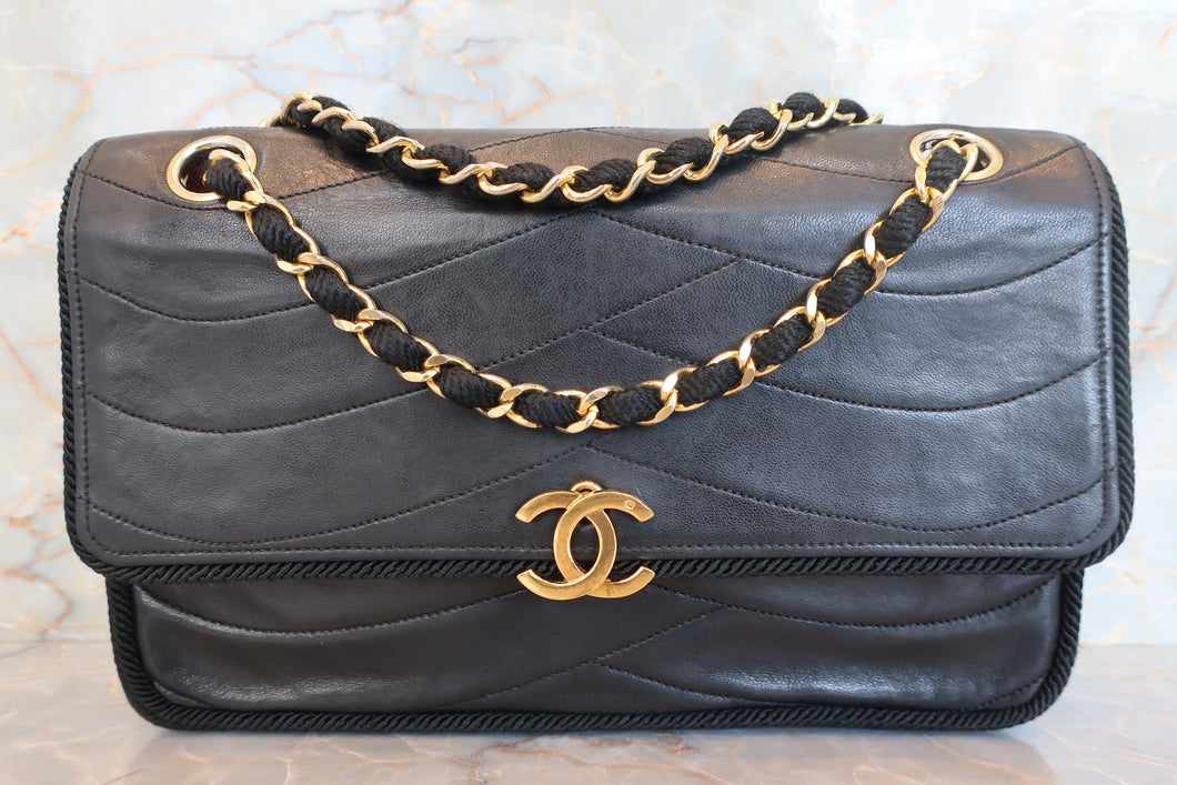 CHANEL/香奈儿 经典双C 链条包 羊皮 Black/Gold hadware(黑色/金色金属) 肩背包 700100183