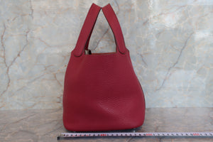 HERMES／エルメス ピコタンロックＰＭ トリヨンクレマンス ルビー ハンドバッグ 700070033