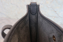 将图片加载到图库查看器，HERMES  EVELYNE TPM Clemence leather Ardoise W刻印 Shoulder bag 800070023
