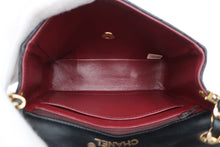 Load image into Gallery viewer, CHANEL Mini Matelasse Single Flap Chain shoulder bag Lambskin Black/Gold hardware Shoulder bag 800090239
