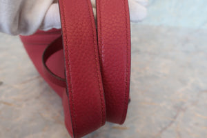 HERMES／エルメス ピコタンロックＰＭ トリヨンクレマンス ルビー ハンドバッグ 700070033
