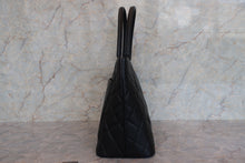 将图片加载到图库查看器，CHANEL/香奈儿 复刻 托特包 荔枝皮 Black/Silver hadware(黑色/银色金属) 托特包 700100195
