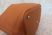 Load image into Gallery viewer, HERMES PICOTIN LOCK GM Clemence leather Gold □P Engraving Hand bag 700120036
