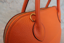 Load image into Gallery viewer, HERMES／BOLIDE 31 Clemence leather Orange □H Engraving Shoulder bag 800020117
