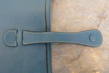Load image into Gallery viewer, HERMES  EVELYNE 2GM Clemence leather Blue jean □H Engraving Shoulder bag 700060172
