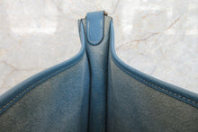 Load image into Gallery viewer, HERMES  EVELYNE 2GM Clemence leather Blue jean □H Engraving Shoulder bag 700060172
