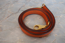 Load image into Gallery viewer, HERMES／BOLIDE 31 Clemence leather Orange □H Engraving Shoulder bag 800020117
