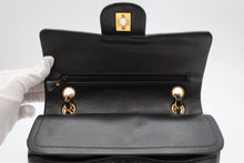Load image into Gallery viewer, CHANEL Matelasse Double Flap Double Chain shoulder bag Lambskin Black/Gold hardware Shoulder bag 800090147
