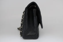 Load image into Gallery viewer, CHANEL Matelasse Double Flap Double Chain shoulder bag Caviar skin Black/Silver hardware Shoulder bag 800100005
