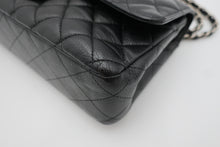 Load image into Gallery viewer, CHANEL Matelasse Double Flap Double Chain shoulder bag Caviar skin Black/Silver hardware Shoulder bag 800100005
