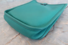 Load image into Gallery viewer, HERMES EVELYNE TPM Epsom leather Blue paon A Engraving Shoulder bag 600060180
