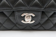 Load image into Gallery viewer, CHANEL Matelasse Double Flap Double Chain shoulder bag Caviar skin Black/Silver hardware Shoulder bag 800100005
