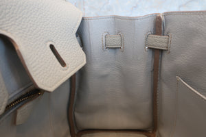 HERMES BIRKIN 25 Togo leather Pearl gray T刻印 Hand bag 600100104