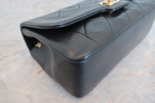 将图片加载到图库查看器，CHANEL/香奈儿 CF 链条包 羊皮 Black/Gold hadware(黑色/金色金属) 肩背包 700100229
