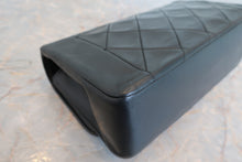 将图片加载到图库查看器，CHANEL/香奈儿 CF 链条包 羊皮 Black/Gold hadware(黑色/金色金属) 肩背包 700100229
