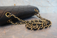 Load image into Gallery viewer, CHANEL Matelasse double Flap Double Chain shoulder bag Lambskin Black/Gold Ha﻿rdware Shoulder bag 800080147
