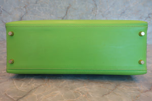 HERMES KELLY 32 Gulliver leather Apple green  ○Y Engraving Shoulder bag 600120154