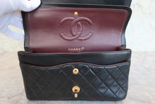 Load image into Gallery viewer, CHANEL Matelasse double Flap Double Chain shoulder bag Lambskin Black/Gold Ha﻿rdware Shoulder bag 800080147
