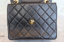 将图片加载到图库查看器，CHANEL/香奈儿 CF 链条包 羊皮 Black/Gold hadware(黑色/金色金属) 肩背包 700100204
