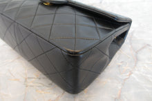 将图片加载到图库查看器，CHANEL/香奈儿 迷你CF 单盖 链条包 羊皮 Black/Gold hadware(黑色/金色金属) 肩背包 700060222
