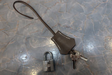 將圖片載入圖庫檢視器 HERMES／エルメス バーキン30 ヴォーエプソン エトゥープ □P刻印 ハンドバッグ 700090128
