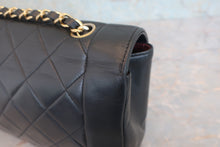 Load image into Gallery viewer, CHANEL  Diana matelasse chain shoulder bag Lambskin Black/Gold hadware Shoulder bag 800020192
