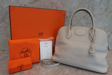 Load image into Gallery viewer, HERMES BOLIDE 35 Clemence leather Gray □H Engraving Shoulder bag 600090218
