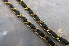 将图片加载到图库查看器，CHANEL/香奈儿 迷你CF 单盖 链条包 羊皮 Black/Gold hadware(黑色/金色金属) 肩背包 700060222
