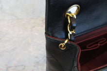 将图片加载到图库查看器，CHANEL/香奈儿 迷你CF 单盖 链条包 羊皮 Black/Gold hadware(黑色/金色金属) 肩背包 700060222
