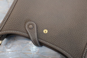 HERMES／エルメス エブリンTPM トリヨンクレマンス エトゥープ Z刻印 ショルダーバッグ 700080109