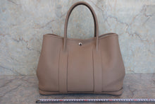 将图片加载到图库查看器，HERMES  GARDEN PARTY PM Country leather Gris tourterelle X刻印 Tote bag 800060206
