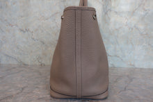 将图片加载到图库查看器，HERMES  GARDEN PARTY PM Country leather Gris tourterelle X刻印 Tote bag 800060206
