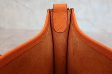 Load image into Gallery viewer, HERMES  EVELYNE TPM Epsom leather Orange □H Engraving Shoulder bag 800050069
