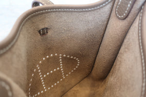 HERMES／エルメス エブリンTPM トリヨンクレマンス エトゥープ Z刻印 ショルダーバッグ 700080109