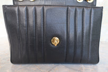 画像をギャラリービューアに読み込む, CHANEL/シャネル マドモアゼルチェーンショルダーバッグ キャビアスキン ブラック/ゴールド金具 ショルダーバッグ 800010033
