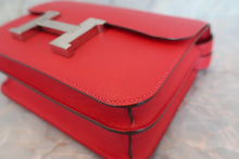 Load image into Gallery viewer, HERMES CONSTANCE3 24 Epsom leather Rouge casaque T Engraving Shoulder bag 600070066
