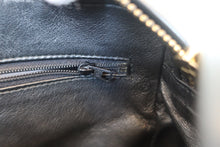 将图片加载到图库查看器，CHANEL/香奈儿 经典双C 流苏 链条包 羊皮 Black/Gold hadware(黑色/金色金属) 肩背包 700100203
