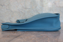 Load image into Gallery viewer, HERMES EVELYNE 3GM Clemence leather Blue jean □L Engraving Shoulder bag 800050109
