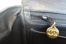 画像をギャラリービューアに読み込む, CHANEL/シャネル マドモアゼルチェーンショルダーバッグ キャビアスキン ブラック/ゴールド金具 ショルダーバッグ 800010033
