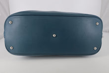 Load image into Gallery viewer, HERMES BOLIDE RELAX 40 Sikkim leather Blue thalassa □P Engraving Hand bag 800100020
