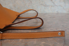 Load image into Gallery viewer, HERMES PICOTIN LOCK PM Clemence leather Natural sable □R Engraving Hand bag 800080179
